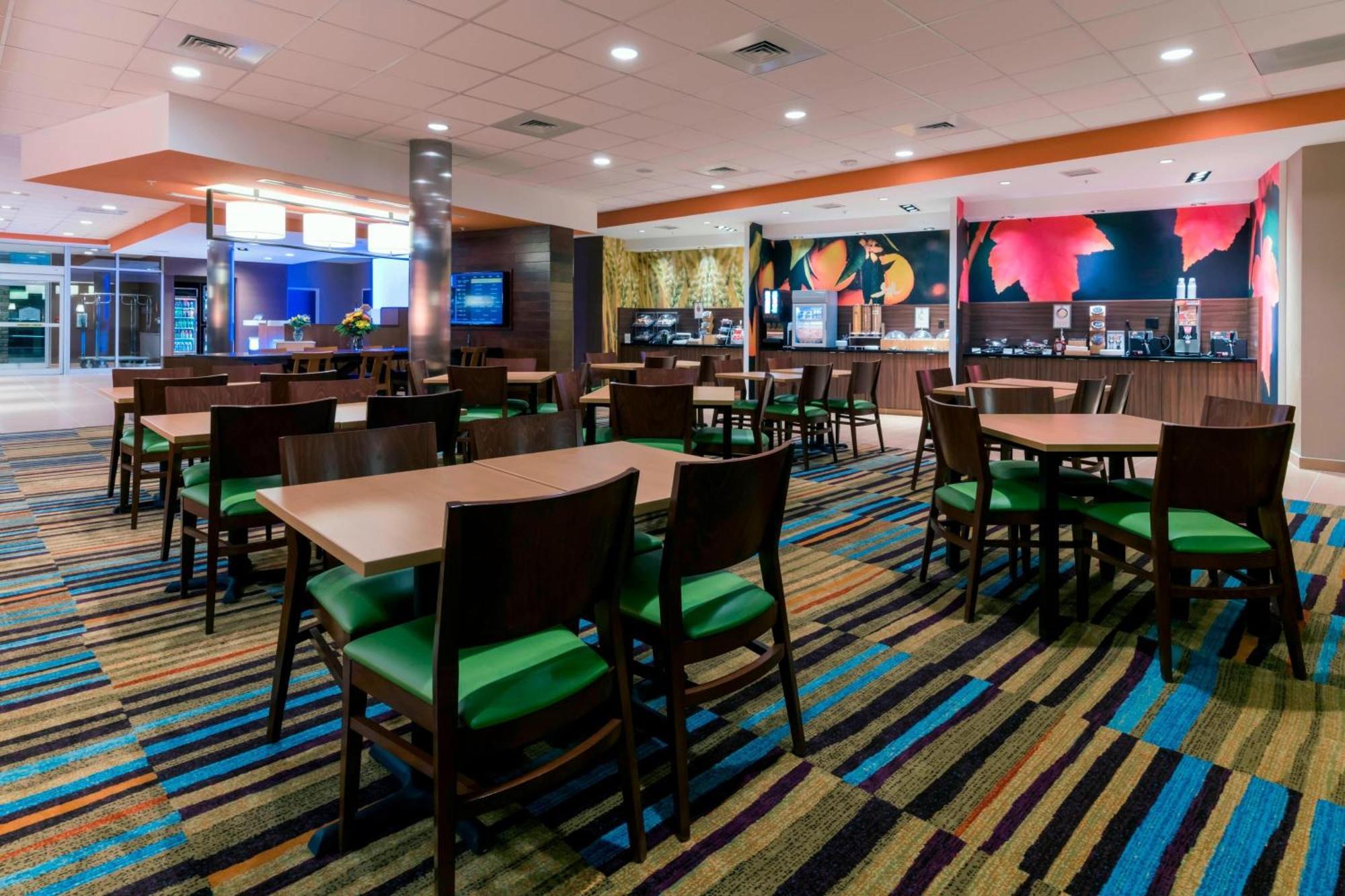 Fairfield Inn & Suites By Marriott Boston Marlborough/Apex Center Extérieur photo