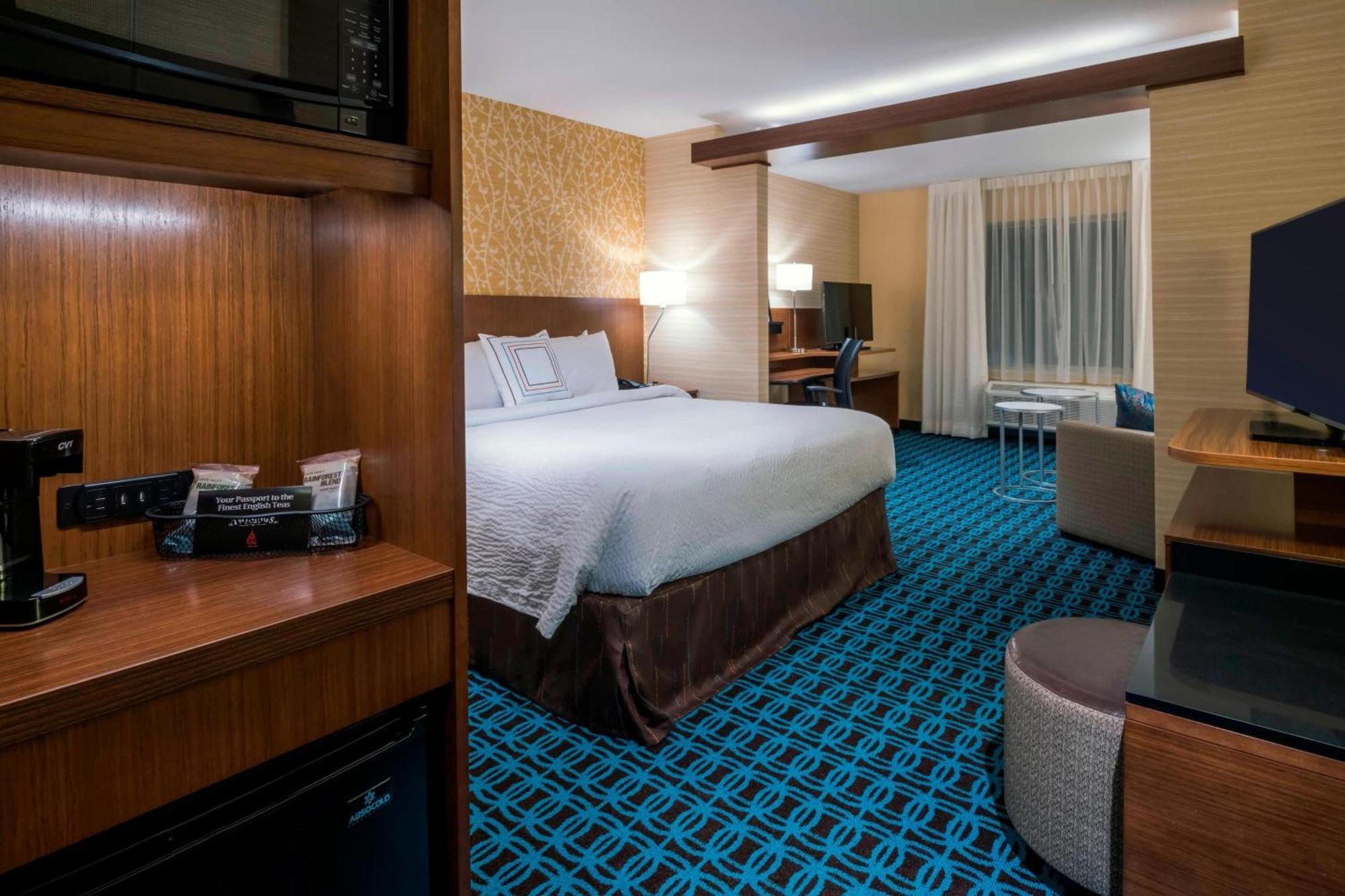 Fairfield Inn & Suites By Marriott Boston Marlborough/Apex Center Extérieur photo