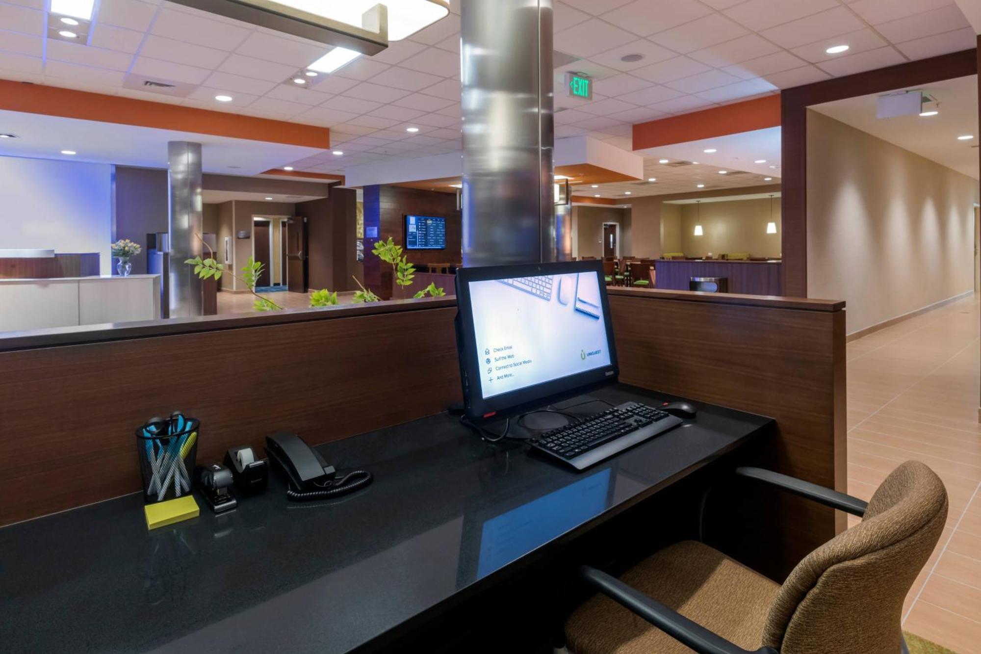 Fairfield Inn & Suites By Marriott Boston Marlborough/Apex Center Extérieur photo