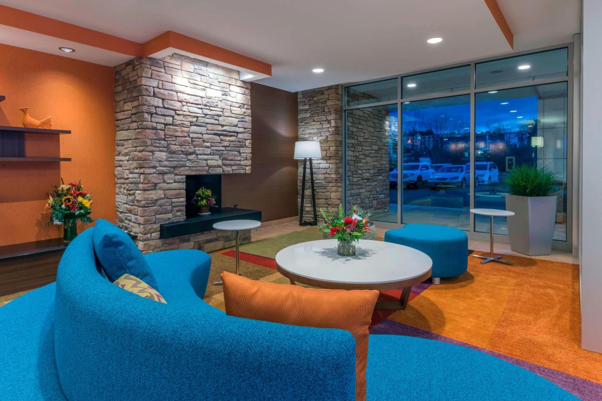 Fairfield Inn & Suites By Marriott Boston Marlborough/Apex Center Extérieur photo